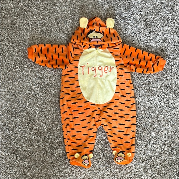 Disney Other - Disney Pooh Tigger  Orange Outfit